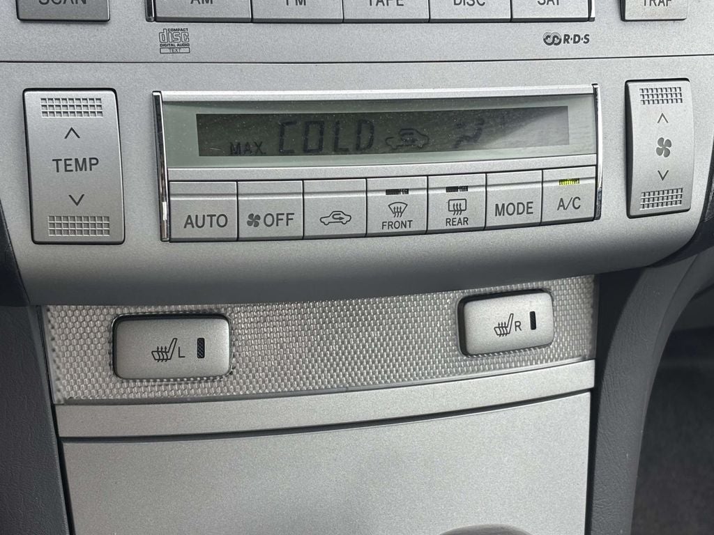 2005 Toyota Camry Solara SLE