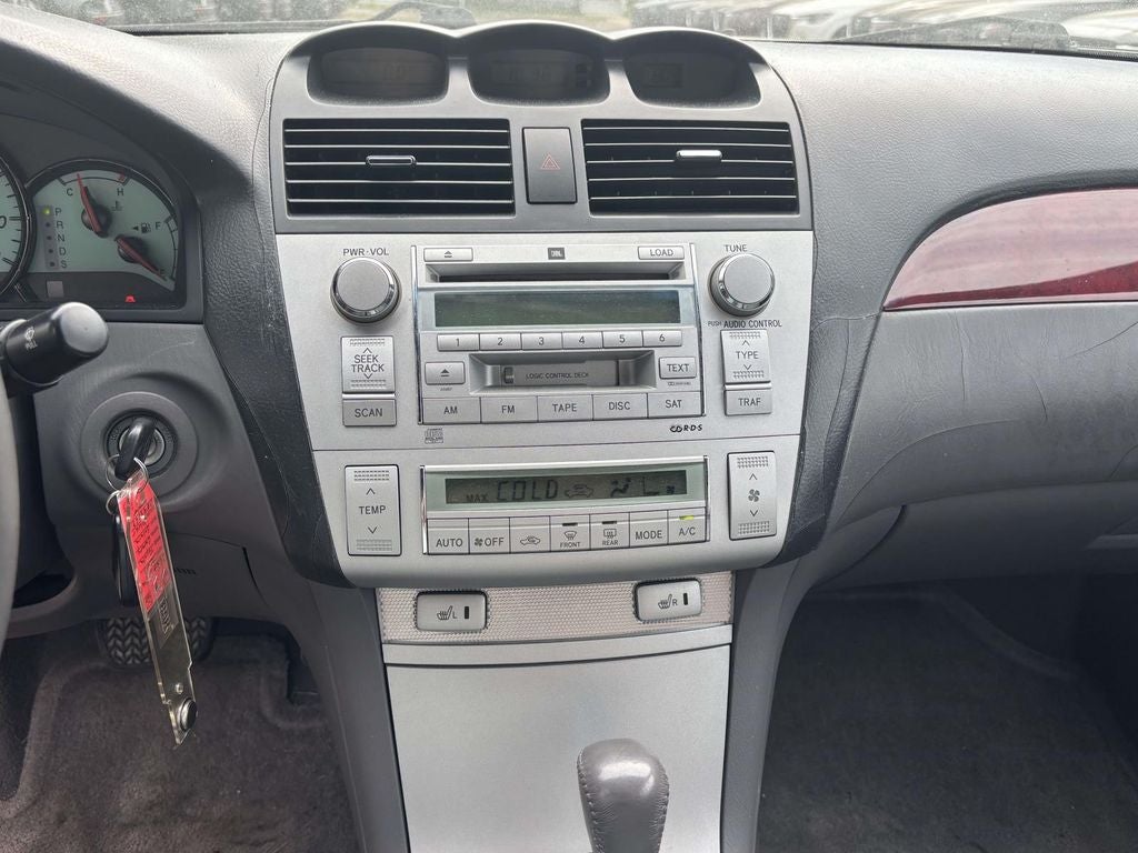 2005 Toyota Camry Solara SLE