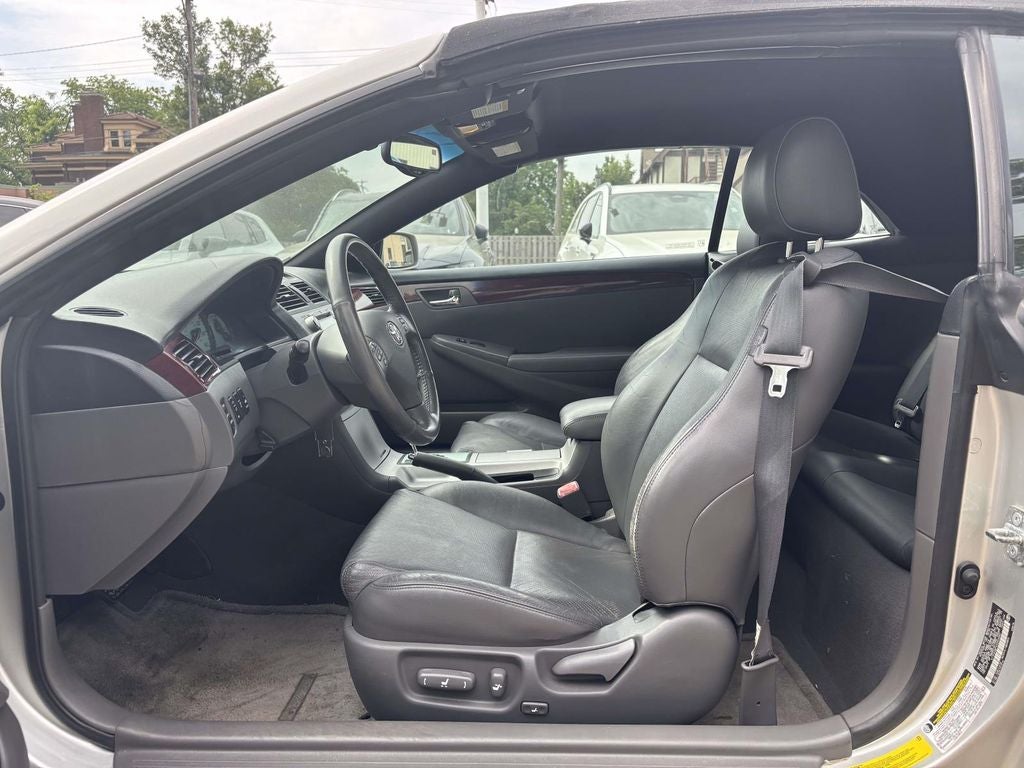 2005 Toyota Camry Solara SLE