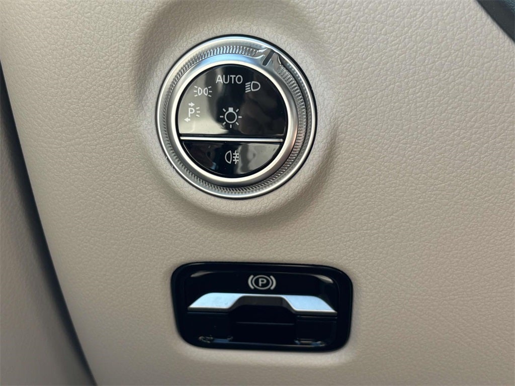 2025 Mercedes-Benz C-Class C 300 4MATIC®