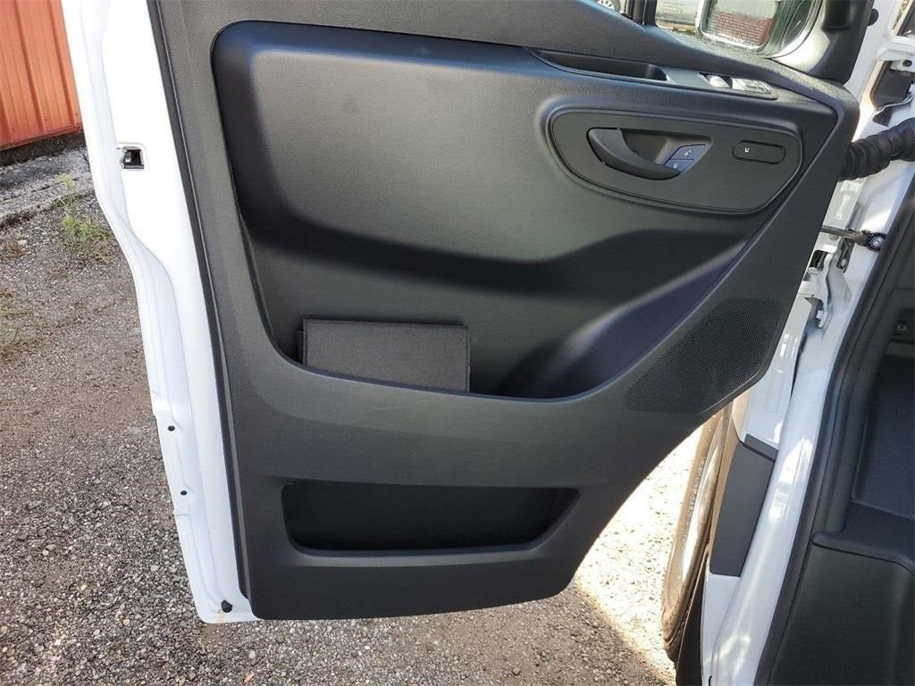 2025 Mercedes-Benz Sprinter 2500 Cargo 170 WB High Roof