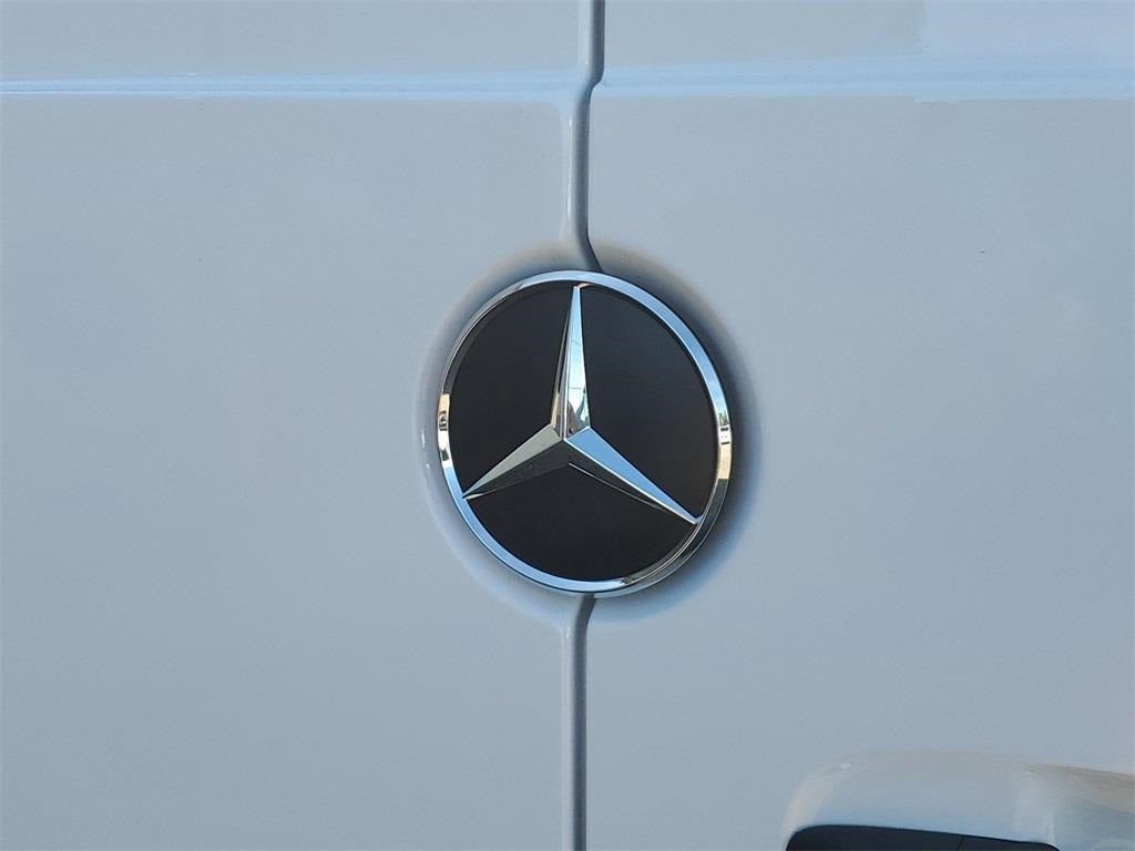 2025 Mercedes-Benz Sprinter 2500 Cargo 170 WB High Roof