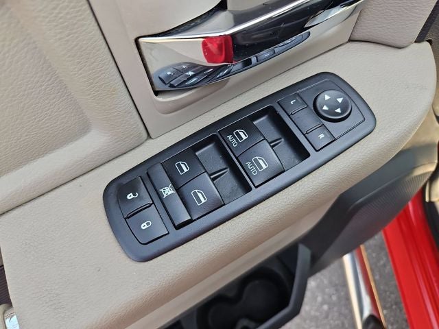 2011 RAM 1500 SLT