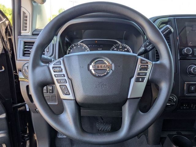 2022 Nissan Titan XD SV