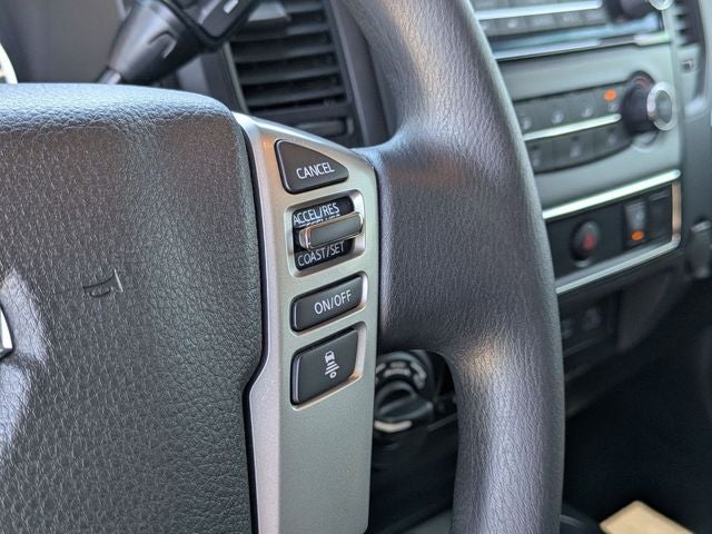 2022 Nissan Titan XD SV
