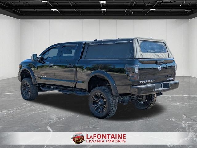 2022 Nissan Titan XD SV