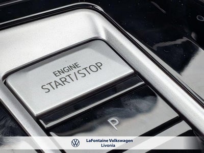 2026 Volkswagen Atlas Cross Sport 2.0T SEL R-Line Black