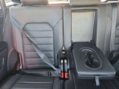 2024 Volkswagen Atlas Cross Sport 2.0T SEL R-Line