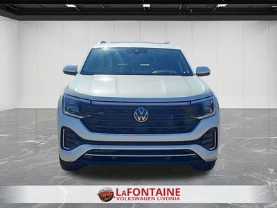 2024 Volkswagen Atlas Cross Sport 2.0T SEL R-Line
