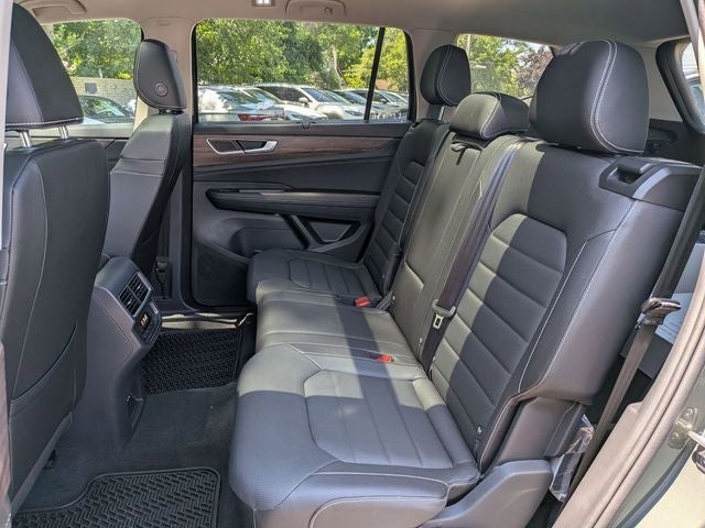 2025 Volkswagen Atlas 2.0T SEL