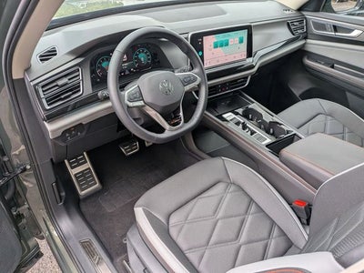 2025 Volkswagen Atlas 2.0T Peak Edition