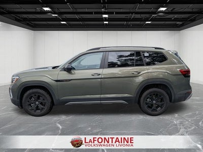 2025 Volkswagen Atlas 2.0T Peak Edition