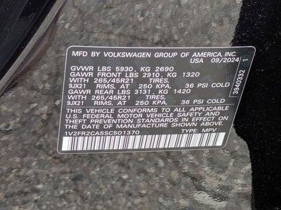 2025 Volkswagen Atlas 2.0T SEL Premium R-Line