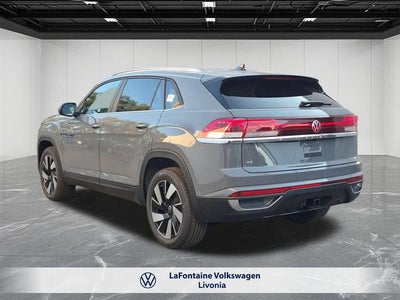 2026 Volkswagen Atlas Cross Sport 2.0T SE w/Technology