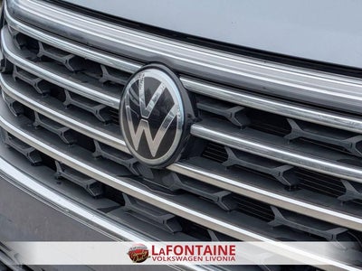 2025 Volkswagen Atlas 2.0T SE w/Technology