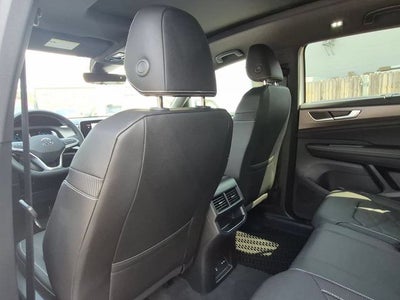 2026 Volkswagen Atlas Cross Sport 2.0T SE w/Technology