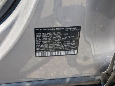 2025 Volkswagen Atlas 2.0T SE w/Technology