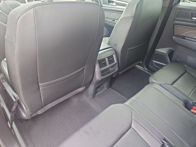 2023 Volkswagen Atlas Cross Sport 3.6L V6 SEL R-Line