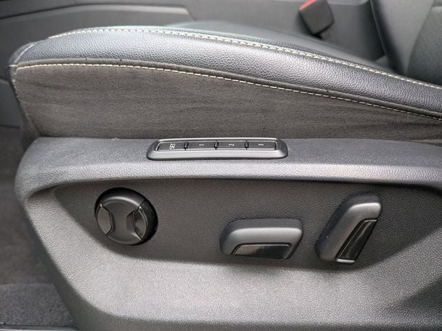 2021 Volkswagen Atlas 3.6L V6 SEL R-Line