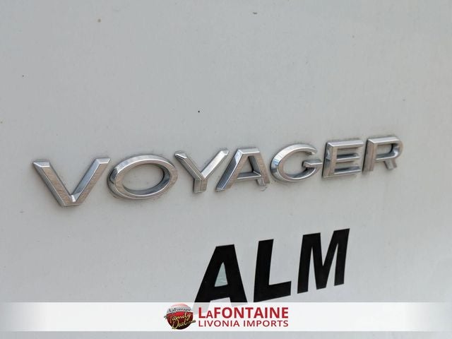 2021 Chrysler Voyager LXI