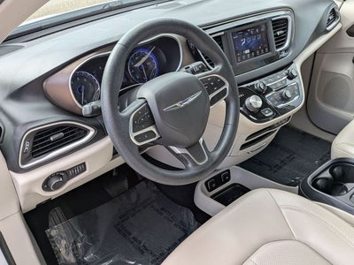 2021 Chrysler Voyager LXI