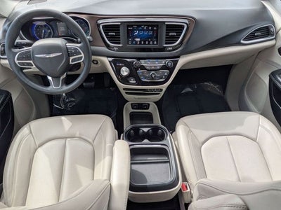 2021 Chrysler Voyager LXI