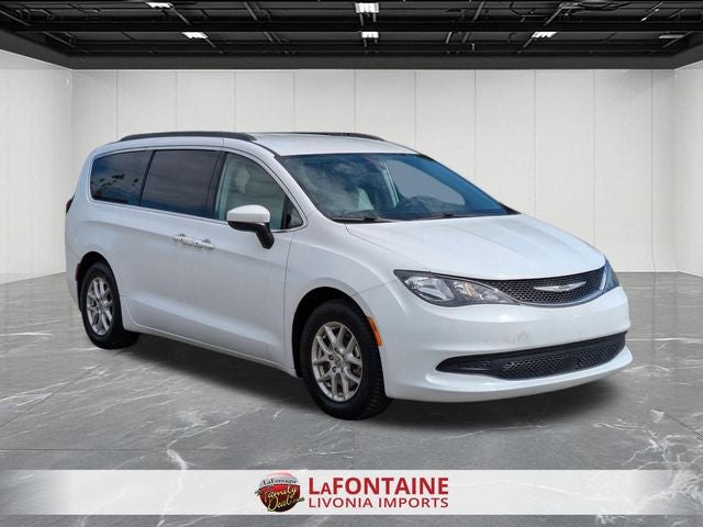 2021 Chrysler Voyager LXI