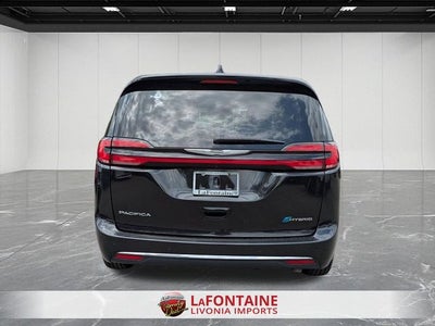 2023 Chrysler Pacifica Hybrid Touring L