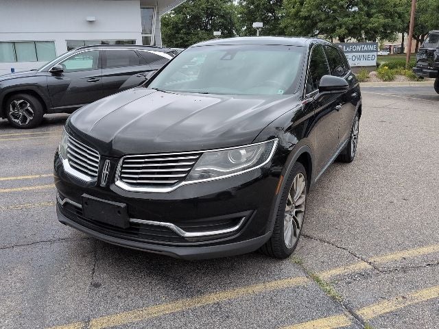 2017 Lincoln MKX Reserve AWD photo