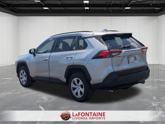 2020 Toyota RAV4 LE