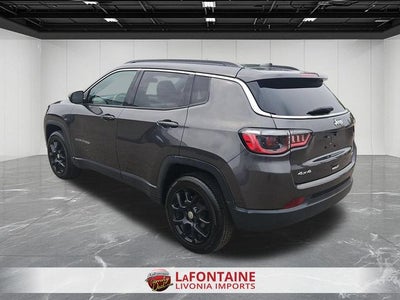 2022 Jeep Compass Latitude Lux