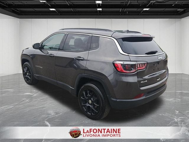 2022 Jeep Compass Latitude Lux