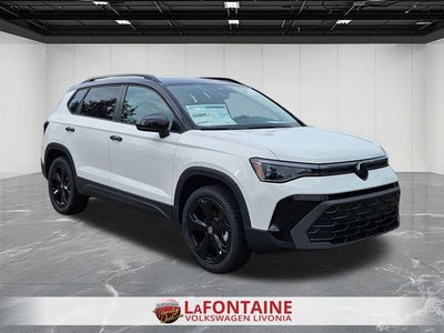 2025 Volkswagen Taos 1.5T SE Black