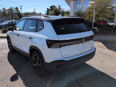 2025 Volkswagen Taos 1.5T SE Black