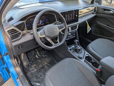 2025 Volkswagen Taos 1.5T SE Black