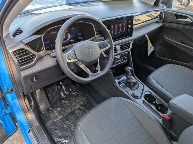 2025 Volkswagen Taos 1.5T SE Black