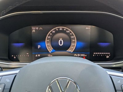 2025 Volkswagen Taos 1.5T SE Black