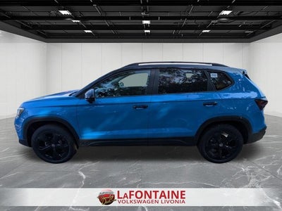 2025 Volkswagen Taos 1.5T SE Black