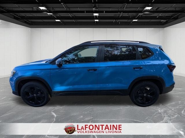 2025 Volkswagen Taos 1.5T SE Black