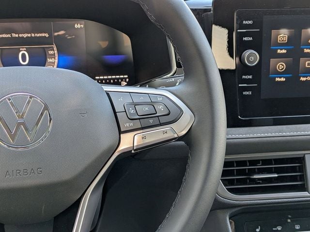 2025 Volkswagen Taos 1.5T SE Black