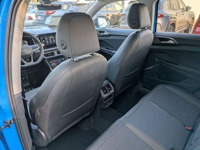 2025 Volkswagen Taos 1.5T SE Black