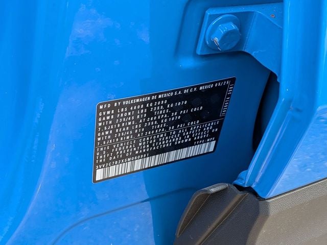 2025 Volkswagen Taos 1.5T SE Black