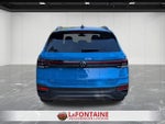 2025 Volkswagen Taos 1.5T SE Black