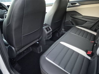 2027 Volkswagen Taos 1.5T SEL
