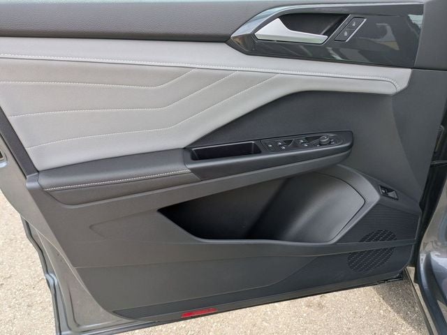 2024 Volkswagen Taos 1.5T SEL