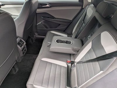 2024 Volkswagen Taos 1.5T SEL