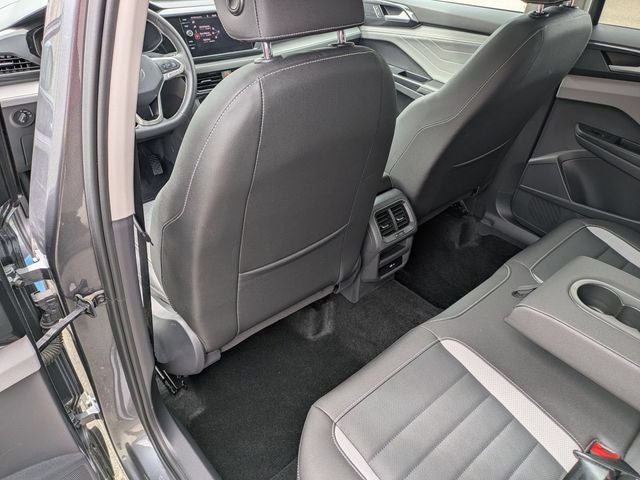 2024 Volkswagen Taos 1.5T SEL