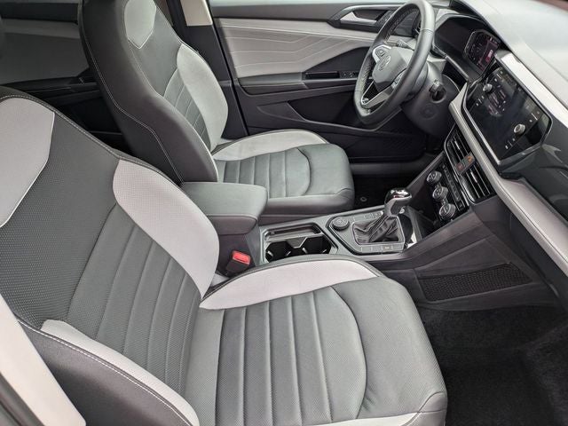 2024 Volkswagen Taos 1.5T SEL