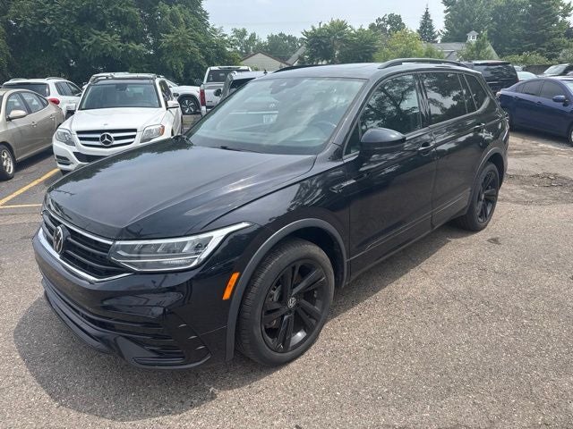 2023 Volkswagen Tiguan 2.0T SE R-Line Black