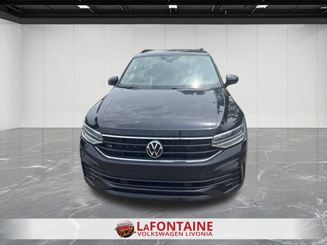 2023 Volkswagen Tiguan 2.0T SE R-Line Black